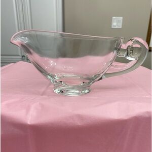 EUC Vtg Indiana Glass Clear Glass Gravy/Sauce Boat with Norse Swirl Handle